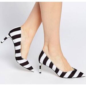 ASOS Women’s Mono Black White Striped Soulmate Pointed Toe Heels Pumps
